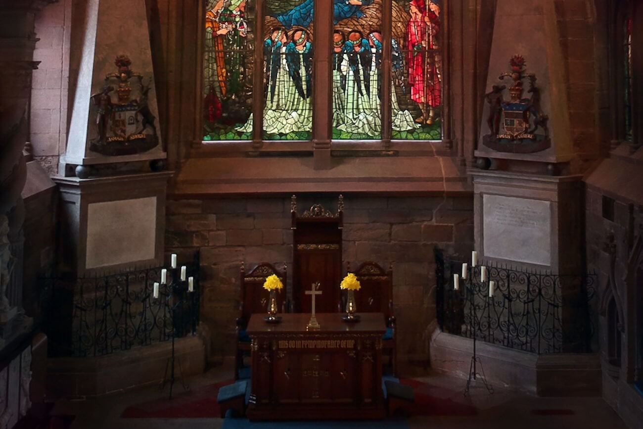 bothwell-church-sanctuary-2
